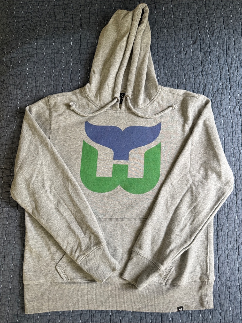 Gray Hartford Whalers Hoodie Sweatshirt Size Large